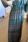 Vestido Manu de seda Tonos turquesa y bordó