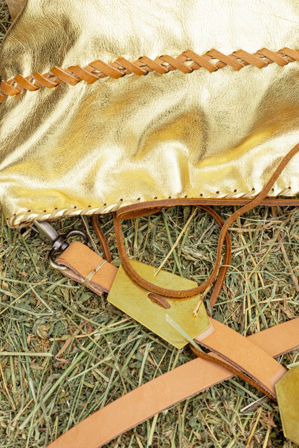 Jewel Envelope Bag Dorada