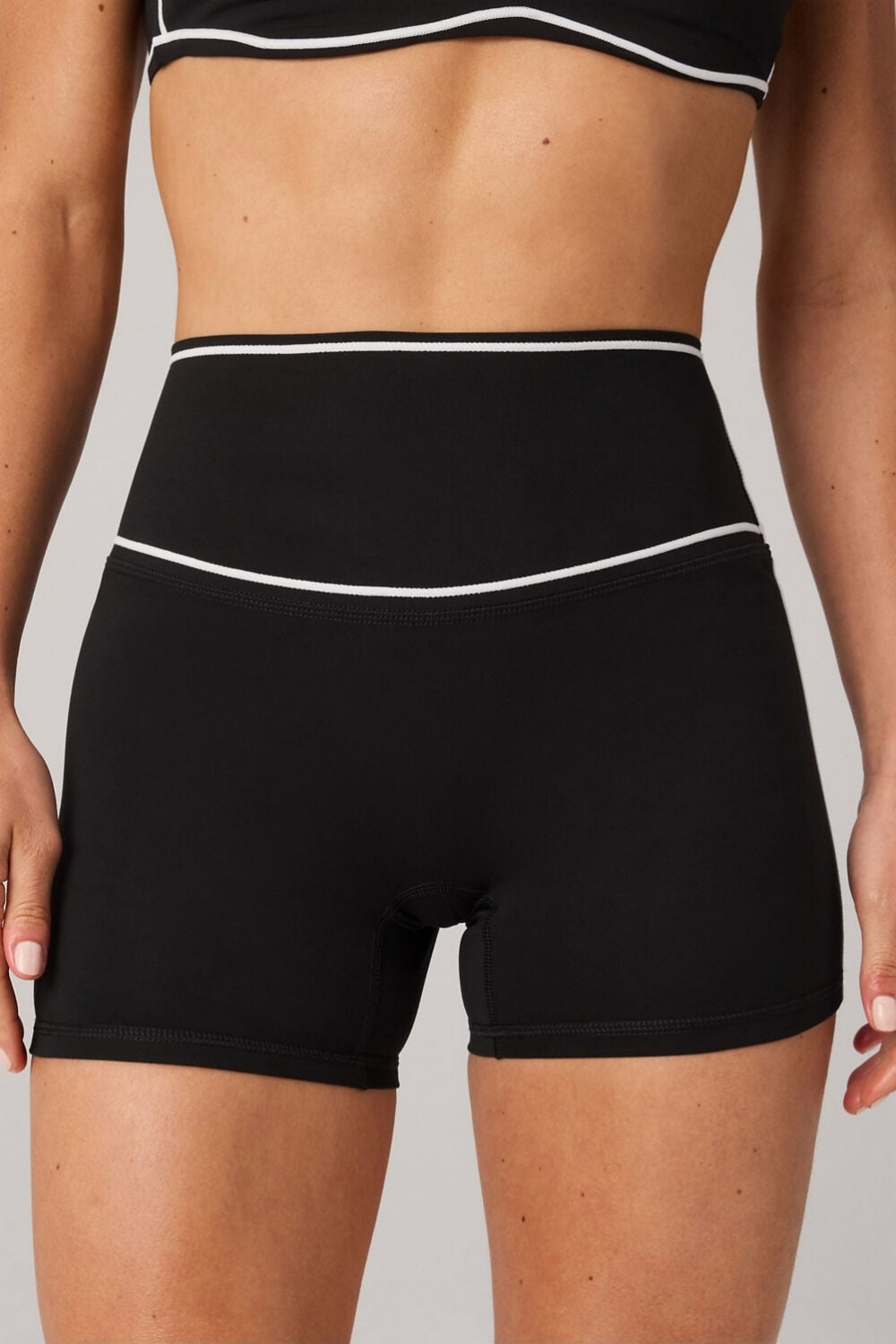Short The No-Seam Pureluxe Tlc Short 4 Mujer Black/Classic White
