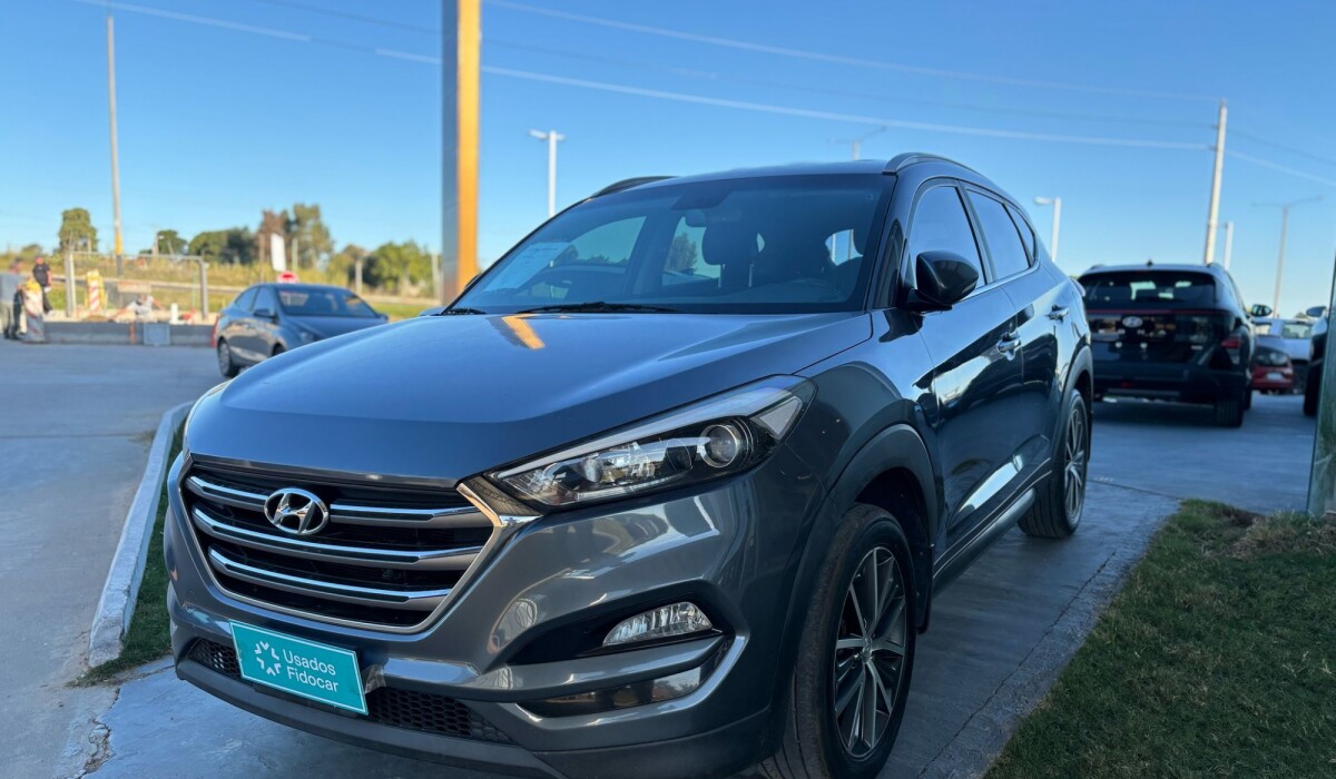 Hyundai Tucson 2,0 GLS Safe AT - 2016 Hyundai Tucson 2,0 GLS Safe AT - 2016