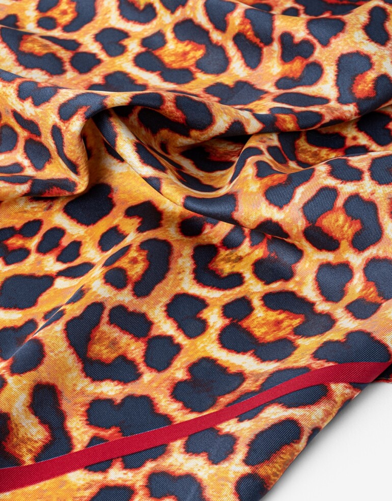 Pañuelos Raso Estampados Varios: Animal Print/Rayado/Flores Pañuelo Raso Con Estampa Animal Print - Combinacion Multicolor