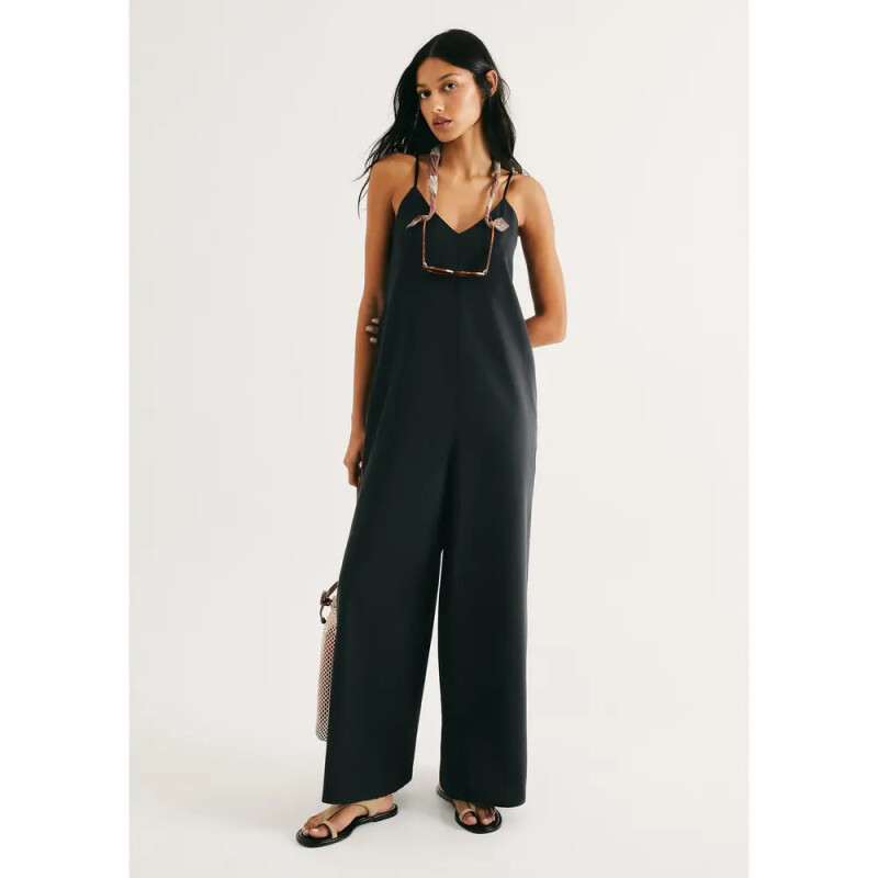 MACACAO FEM PRETO ESCURO