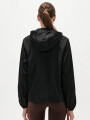 Campera Kaien Negro