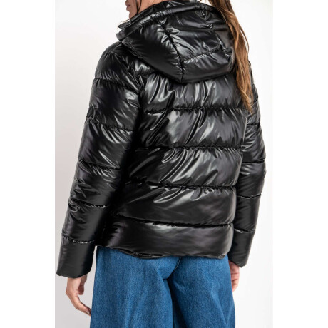 Campera Engomada Water Repellent Negro