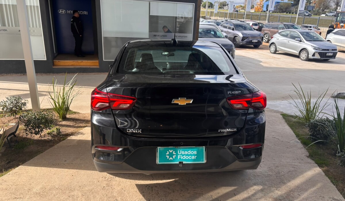 Chevrolet Onix Plus 1.0 Premier - 2020 Chevrolet Onix Plus 1.0 Premier - 2020
