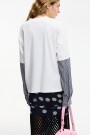 CAMISETA MANGAS RAYAS Negro