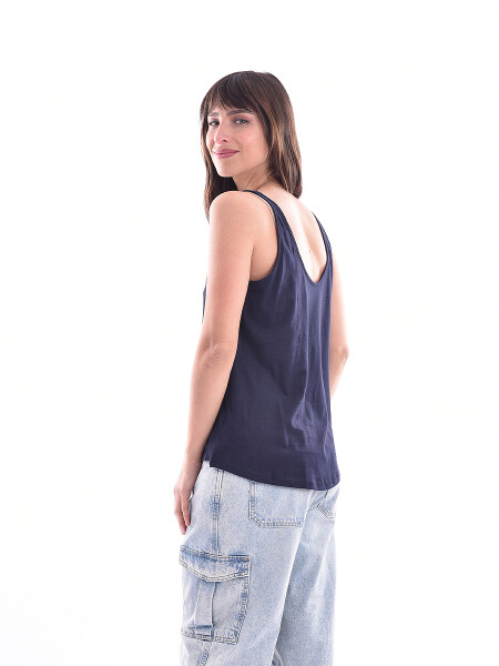 MUSCULOSA BÁSICA LAURA AZUL OSCURO