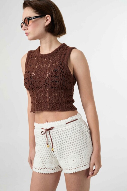 Top Eleanor Chocolate