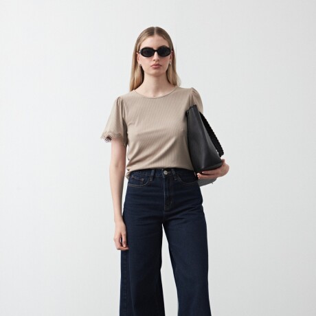 REMERA IWAKI Tostado