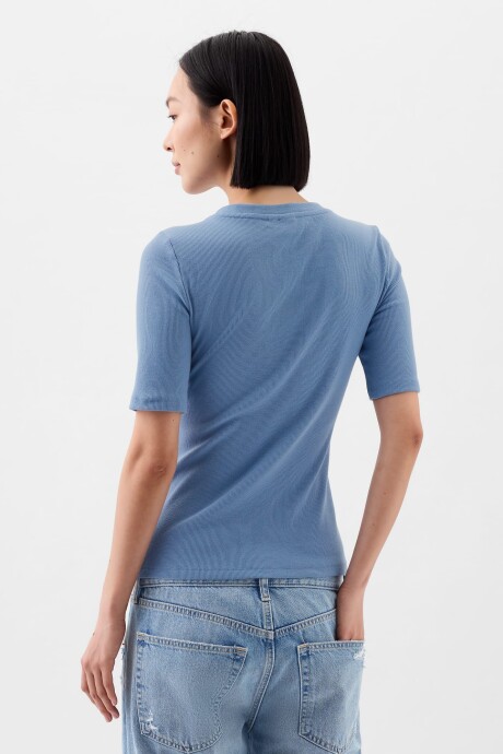 Remera Manga Corta Con Botones Mujer Soft Cornflower