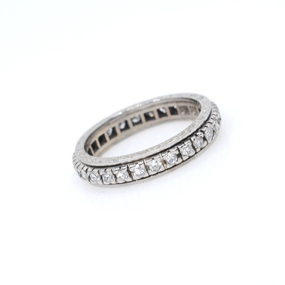 Anillo sin fin en oro 18k blanco y brillantes Anillo sin fin en oro 18k blanco y brillantes