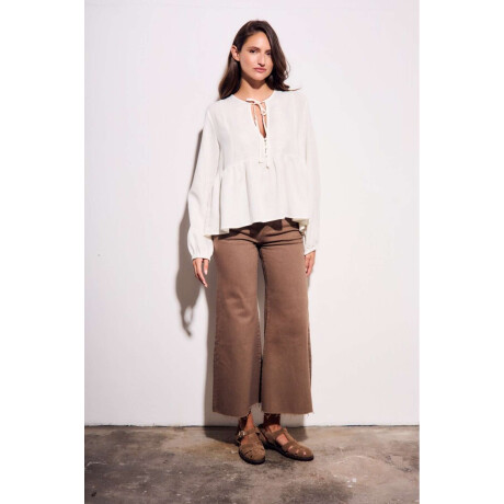 Blusa Viscosa Bordada Nacar