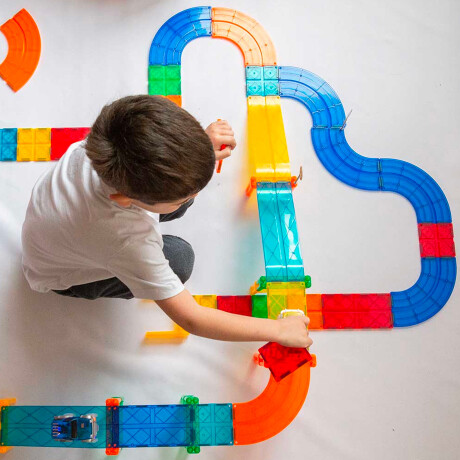 Juego Magnético Imanix Pista Infantil Braintoys 105 piezas Multicolor