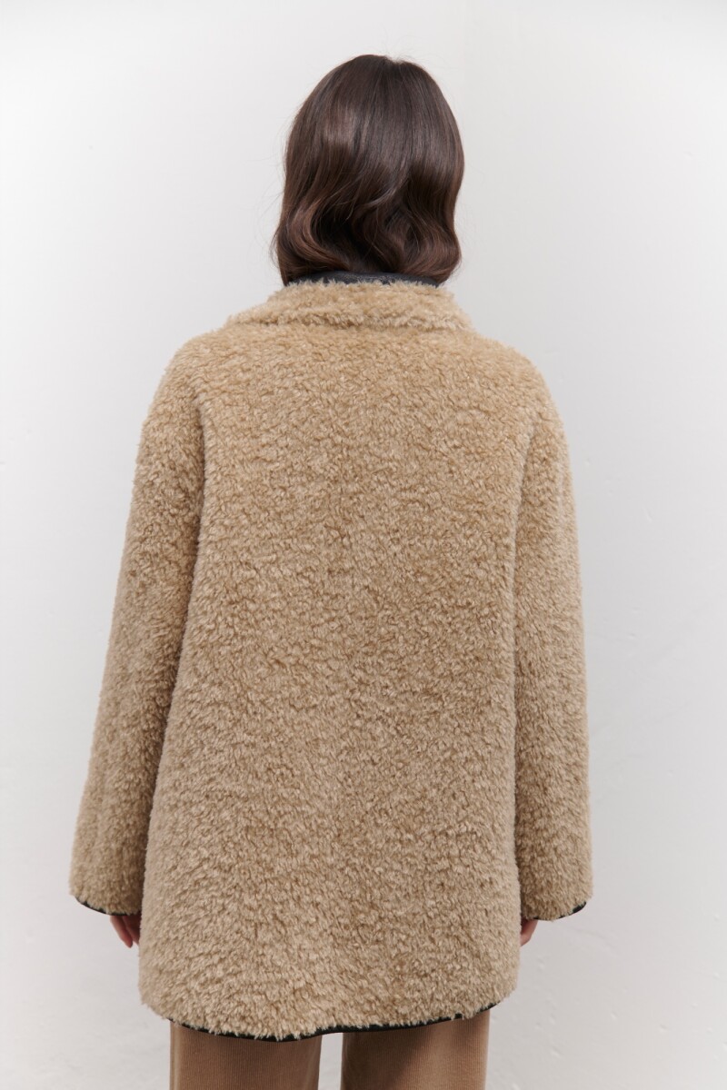 CAMPERA CORDERITO NEGRO