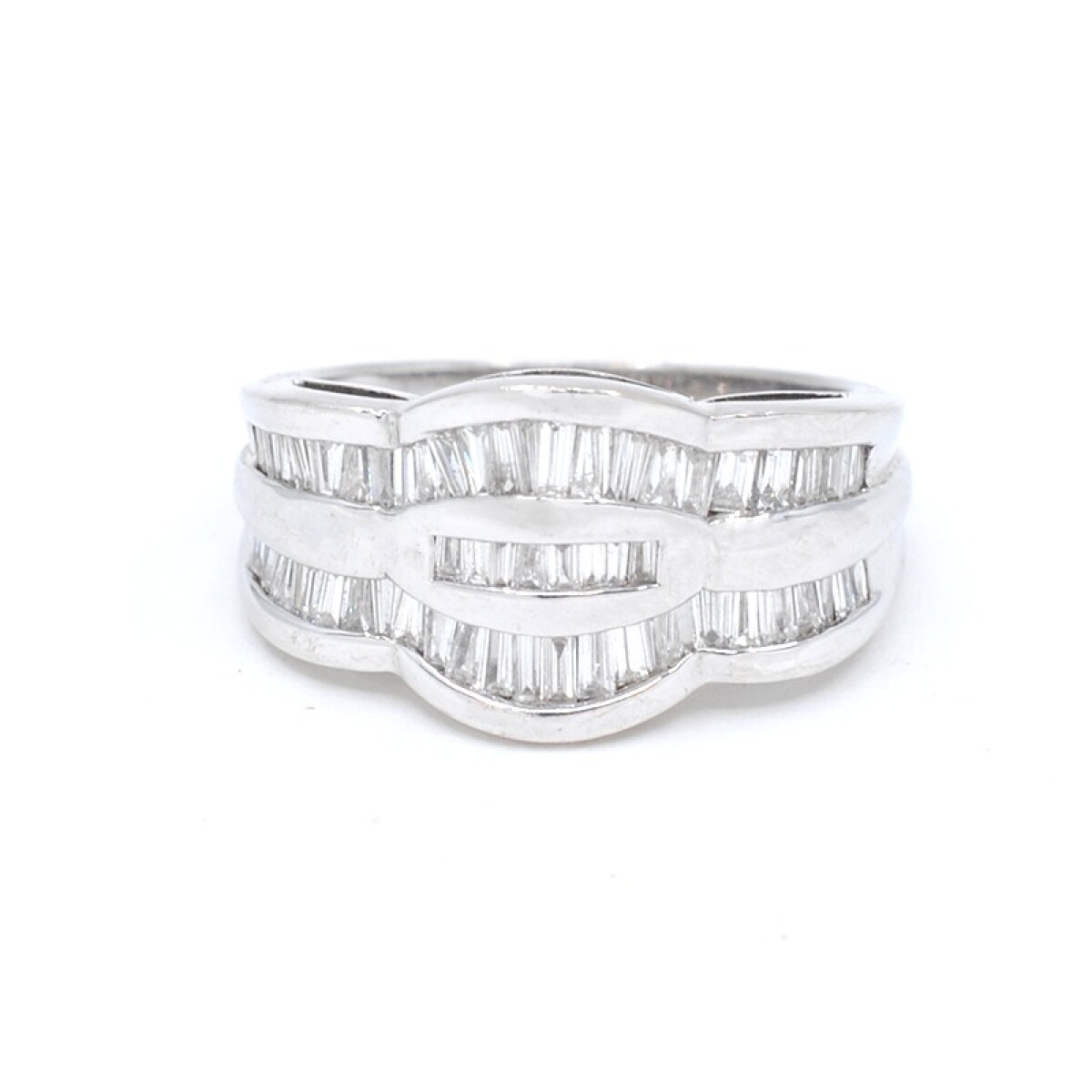 Anillo Oro Blanco 18Kts Y Brillantes. 