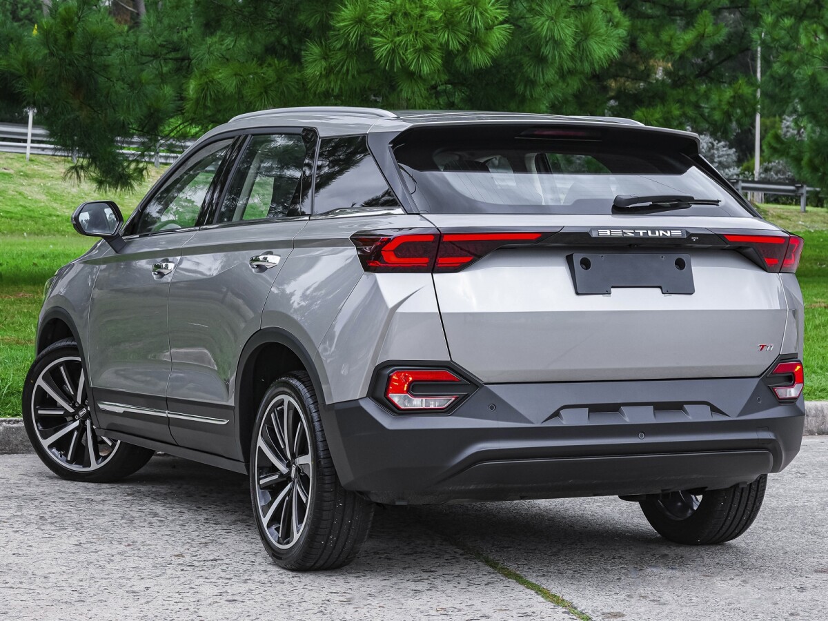 Bestune T77 Luxury 1.5 2026 0KM | Permuta / Financia Bestune T77 Luxury 1.5 2026 0KM | Permuta / Financia
