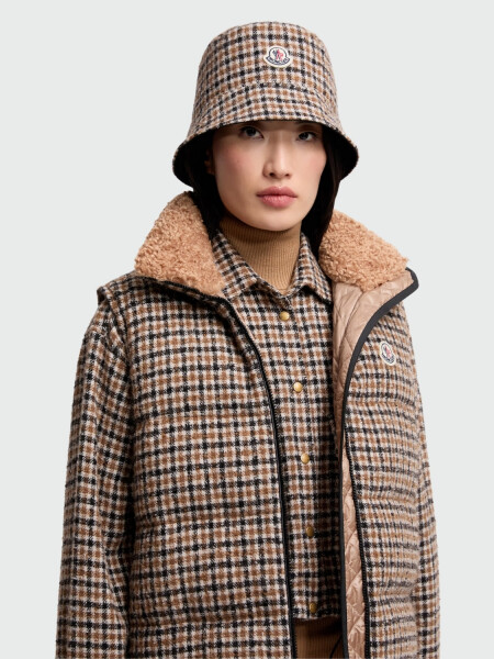 MONCLER - SOMBRERO PESCADOR REVERSIBLE Alta Automática