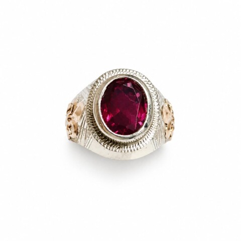 Anillo sello caballero con piedra oval Rubi Anillo sello caballero con piedra oval Rubi