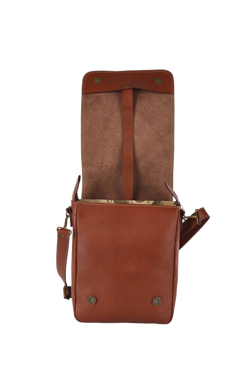 Morral con solapa mediano Marrón