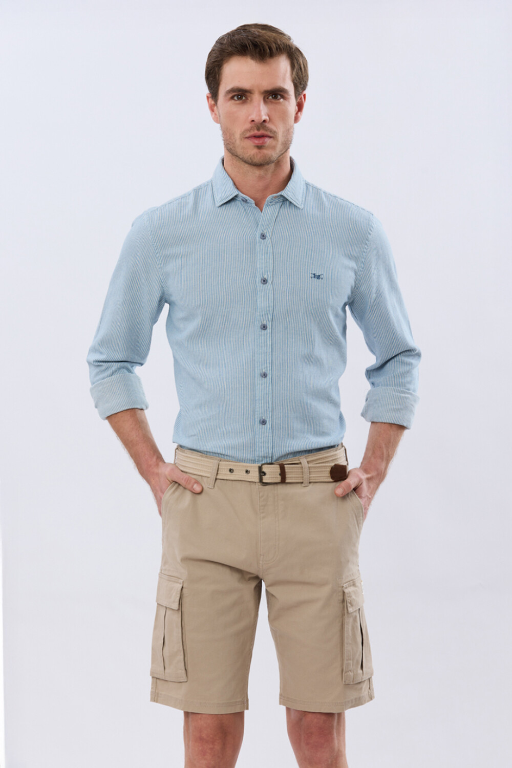 BERMUDA CARGO CON CINTO Beige