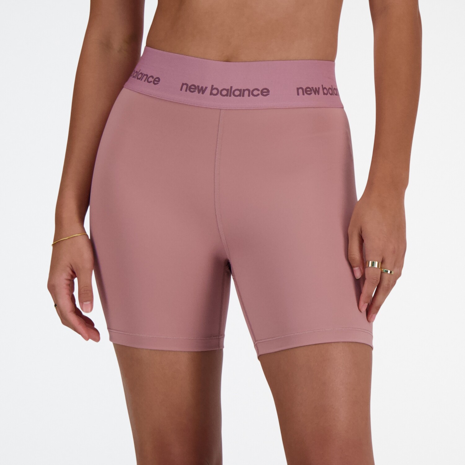New balance max intensity shorts top