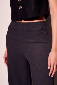 Pantalón Texturado Topo