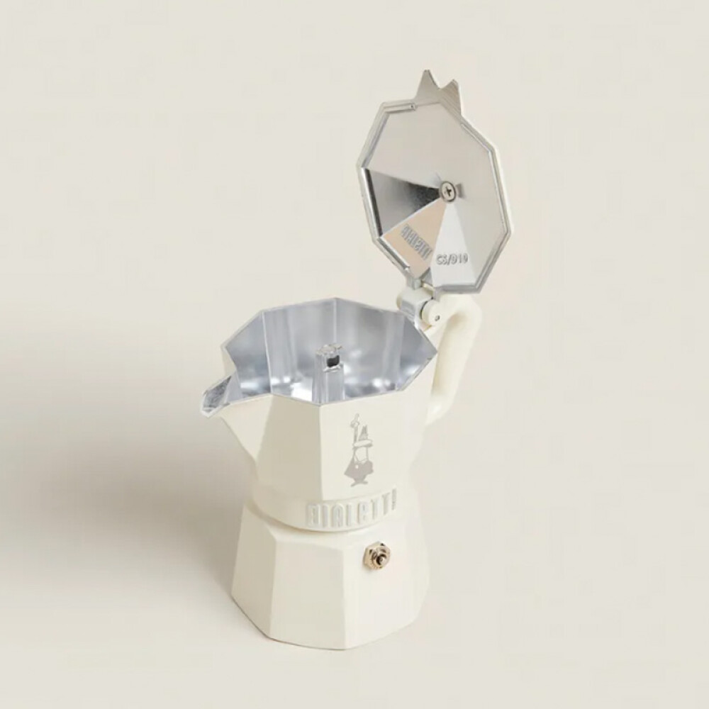 Cafetera Bialetti crema l 3 o 6 tazas Cafetera Bialetti crema l 3 o 6 tazas