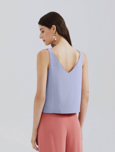 BLUSA SIN MANGAS CON ESCOTE EN V VIOLETA