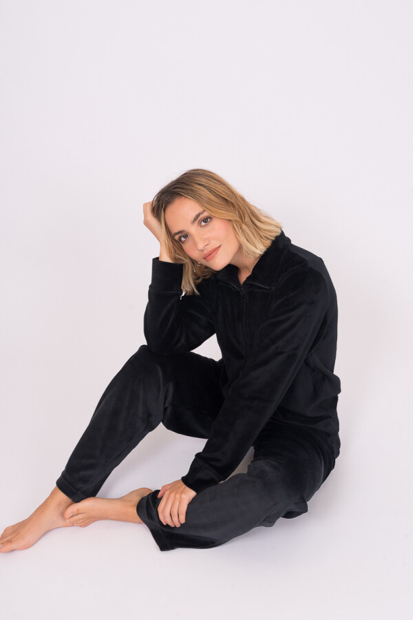 Conjunto Plush Negro