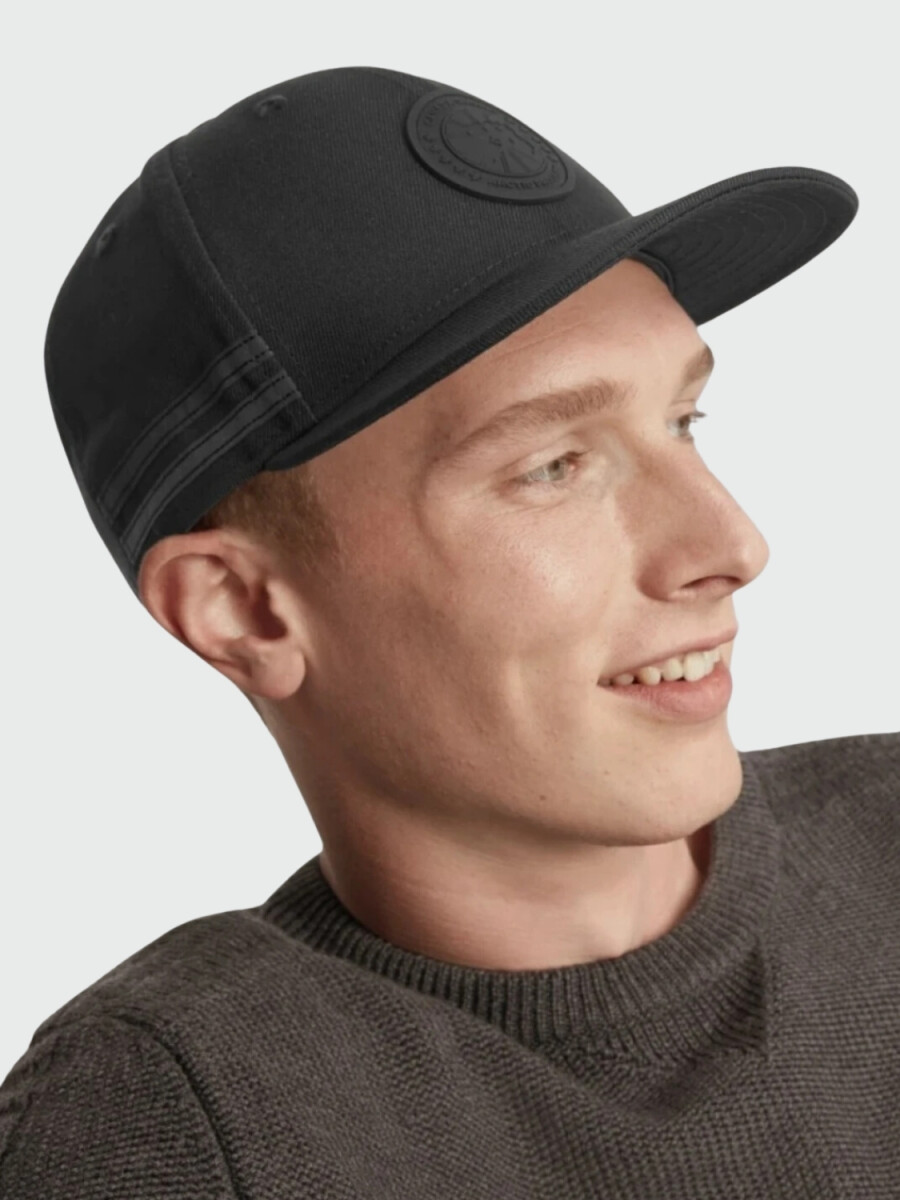 Canada Goose -Gorro de poliéster con visera, Artic disc - Negro 