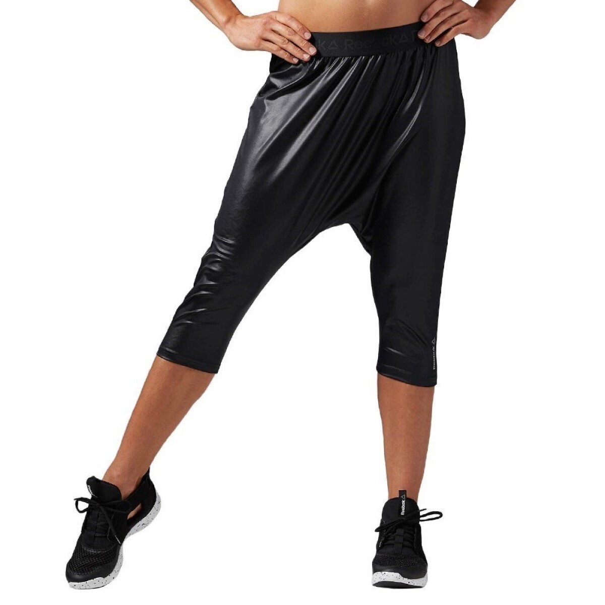 Pantalón Capri Mujer Reebok D Knit Harem p/ Yoga Baile Danza - Negro 