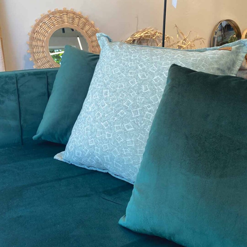 Almohadón Sidney - 60x60cm Verde estampado