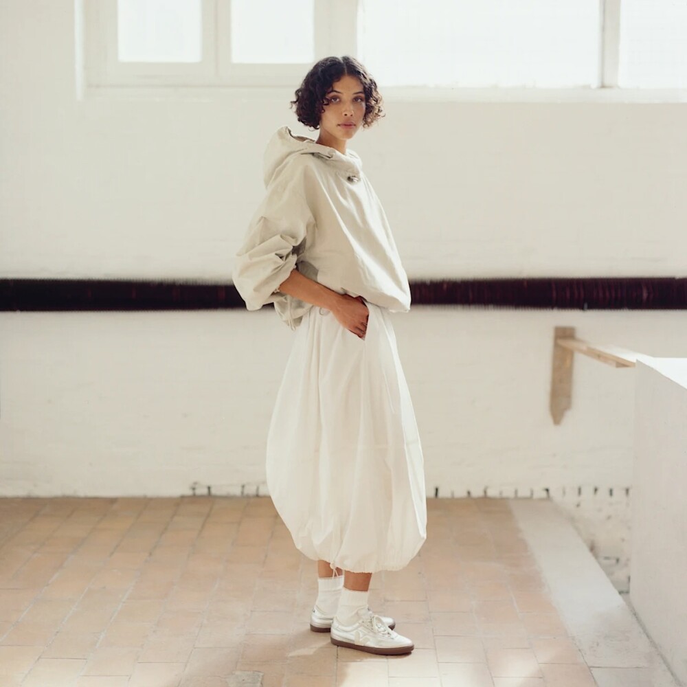 Zapatillas Veja Panenka Leather Silver Pierre Bark Mujer Plateado