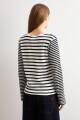 Remera rayada negro