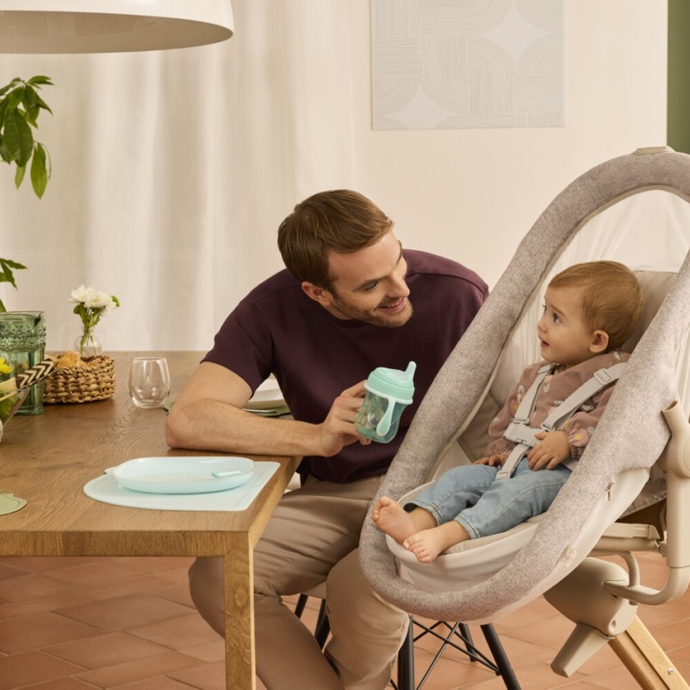 SIlla multifuncion chicco hug 4 in 1 scandinavian SIlla multifuncion chicco hug 4 in 1 scandinavian