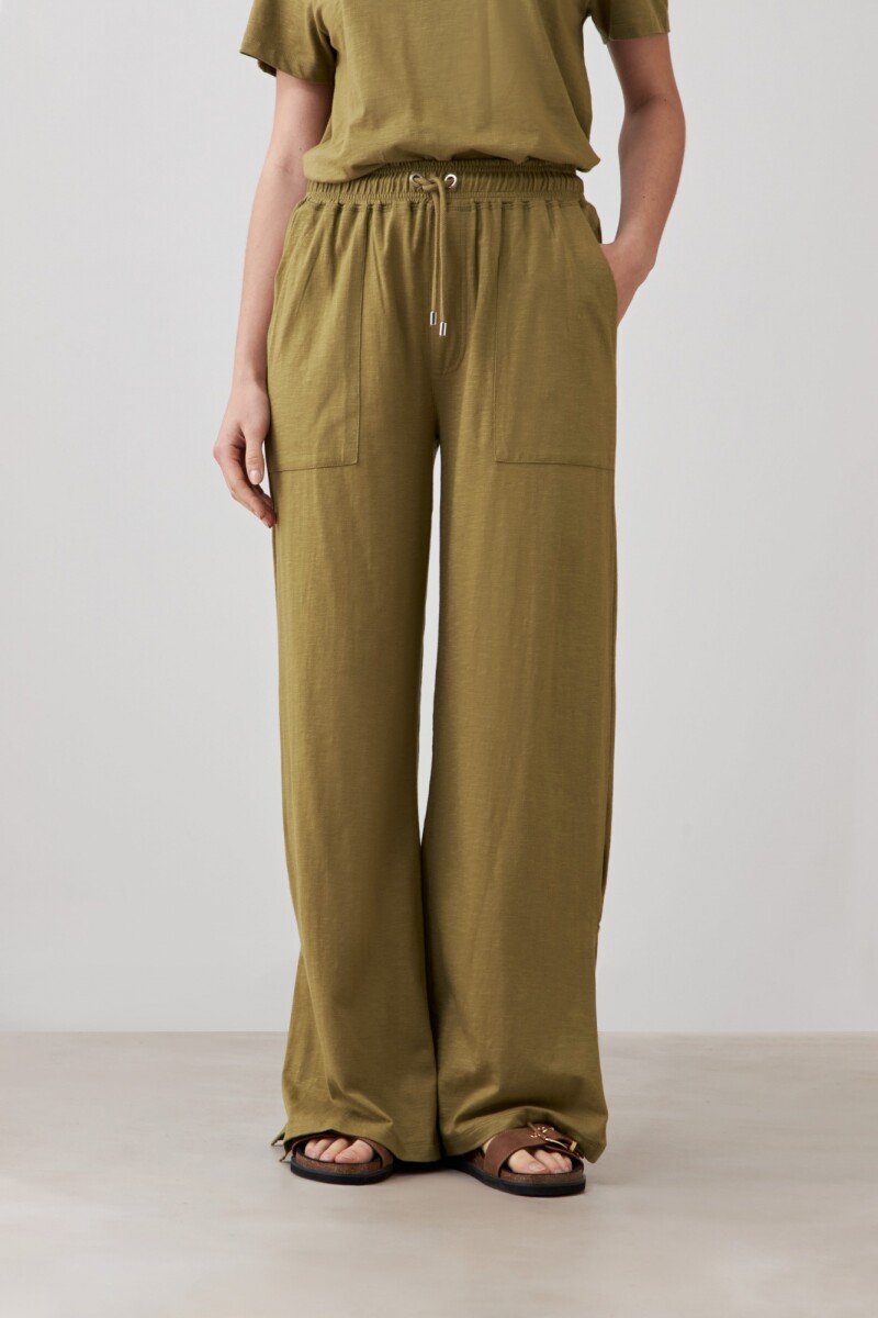 Pantalón con pretina elastizada verde oliva