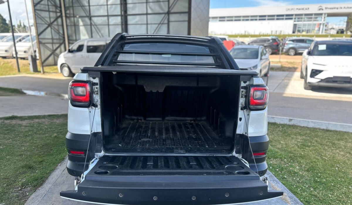 FIAT STRADA VOLCANO DC MT 1.3 2022 FIAT STRADA VOLCANO DC MT 1.3 2022