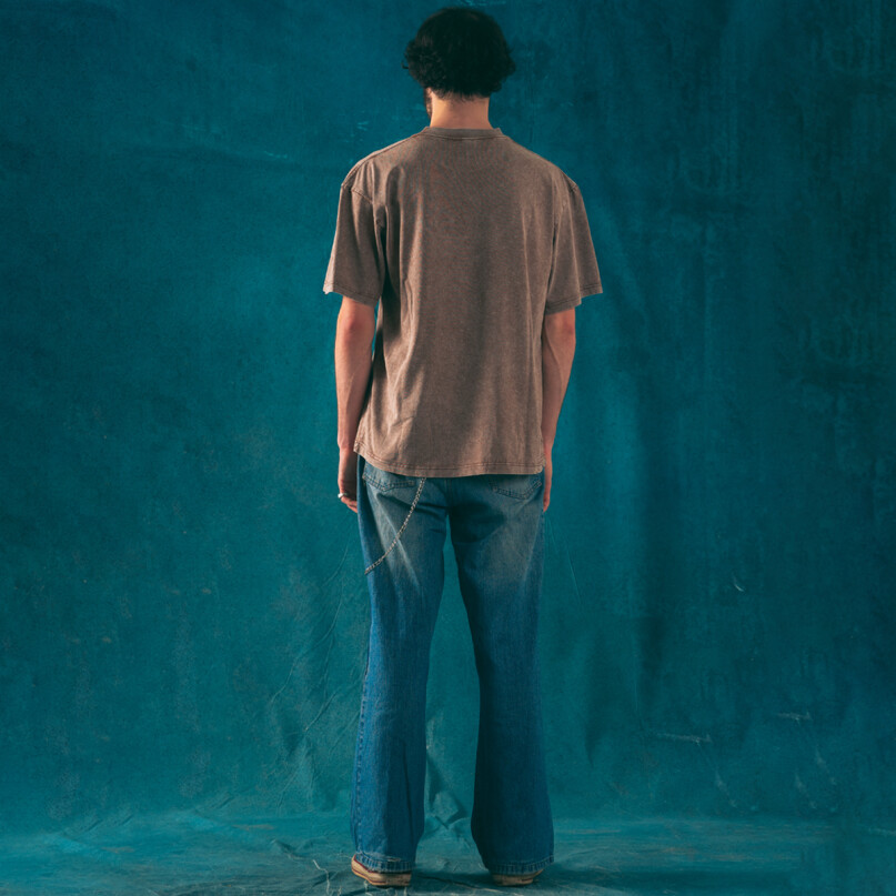 REMERA OVERSIZE - LA INDUSTRIA DE TONY REMERA OVERSIZE - LA INDUSTRIA DE TONY