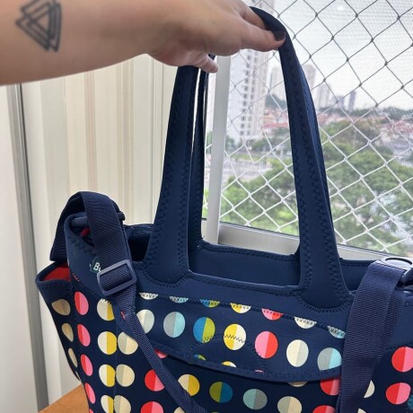 Bolso Maternal Con Cambiador Built Azul con colores