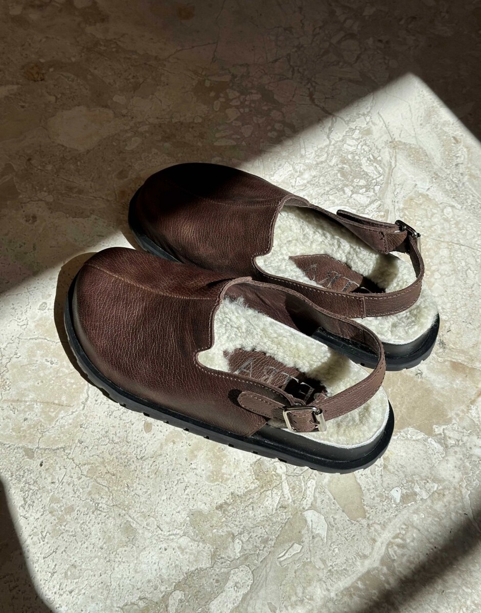 Zueco Home - Chocolate 