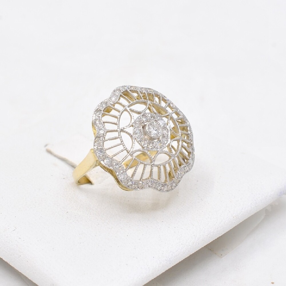 Anillo Antiguo En Oro 18K Y Brillantes Anillo Antiguo En Oro 18K Y Brillantes