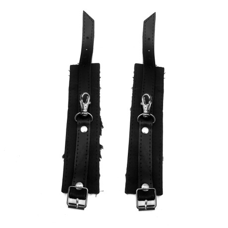 Esposas Cuero con Peluche y Mosquetón Esposas Cuero con Peluche y Mosquetón