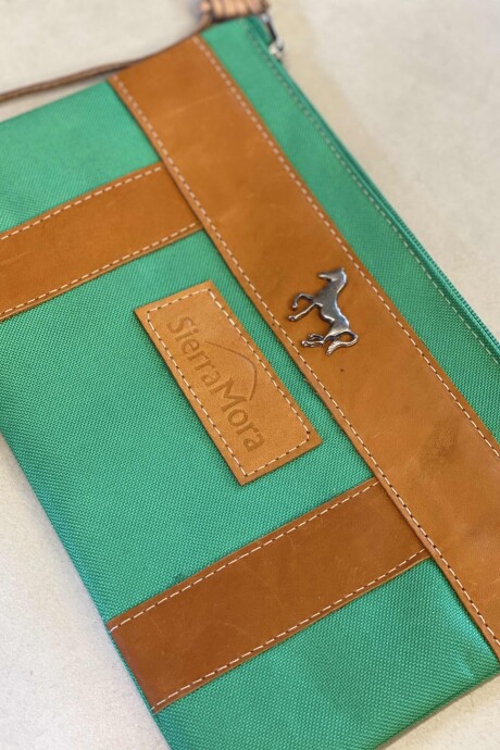 Sobre Cartuchera Mustang Verde Benetton