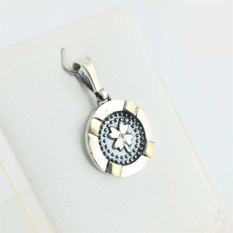 Dije de Plata 925 con double de Oro 18k. Trébol. Dije de Plata 925 con double de Oro 18k. Trébol.