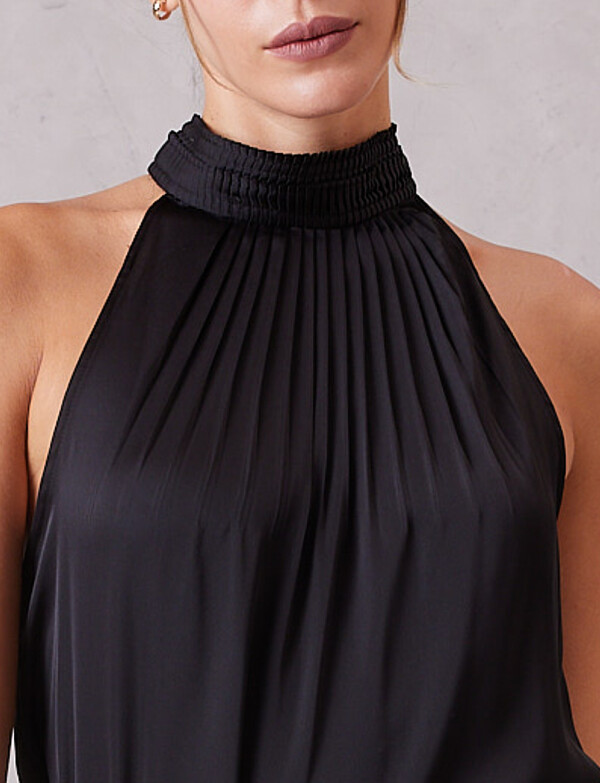 Blusa Halter Plisada NEGRO