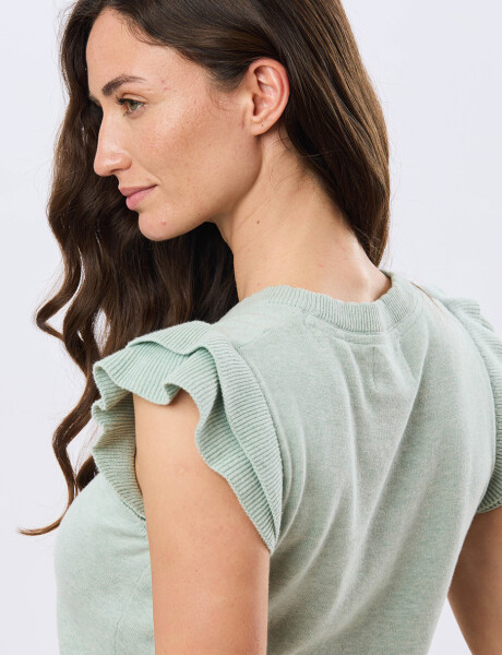 REMERA TEJIDA CON VOLADO Verde
