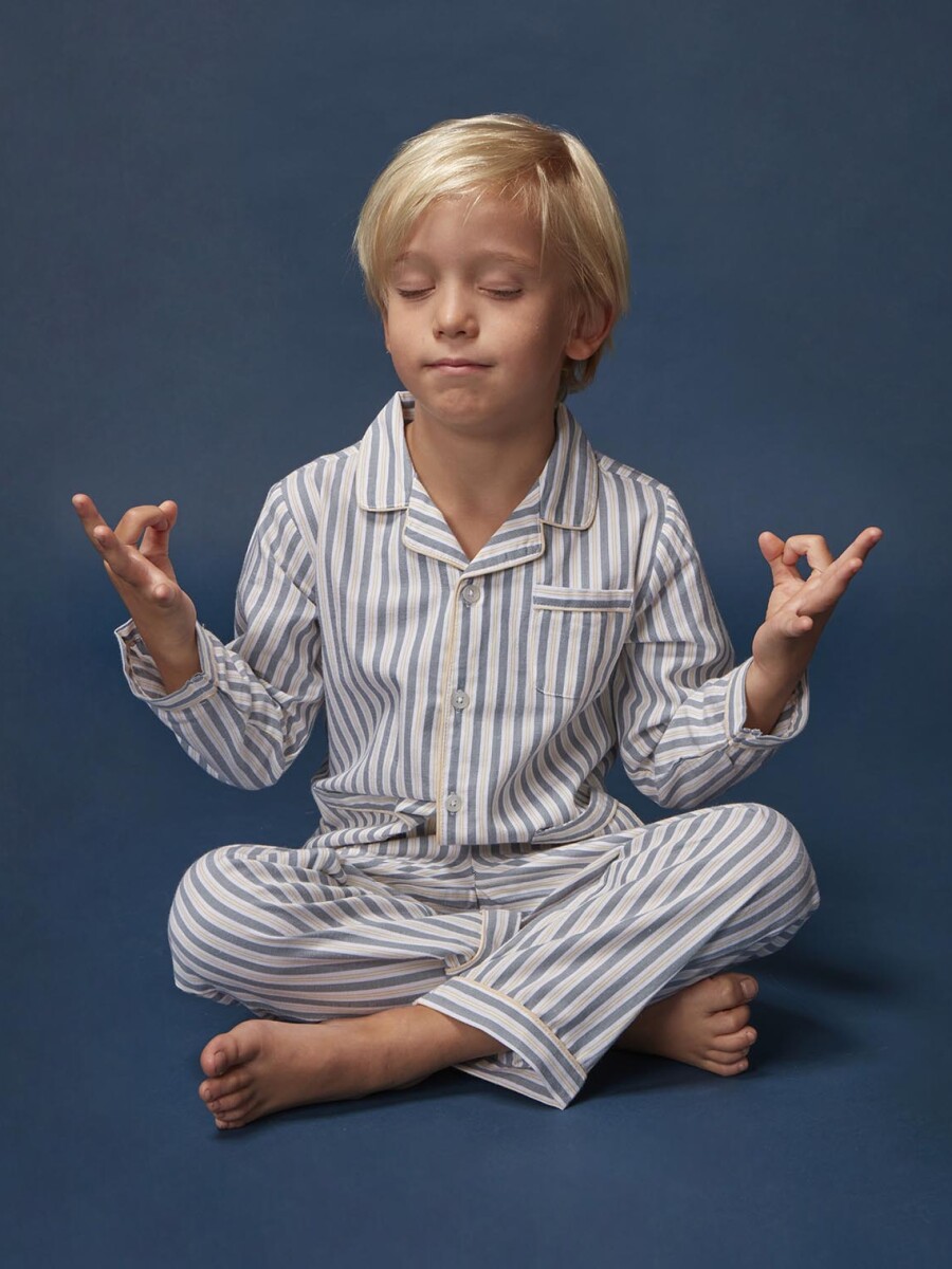 Pijama De Rayas Con Contraste Blanco Roto