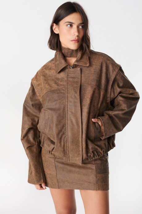 Campera Leather Boss Marrón