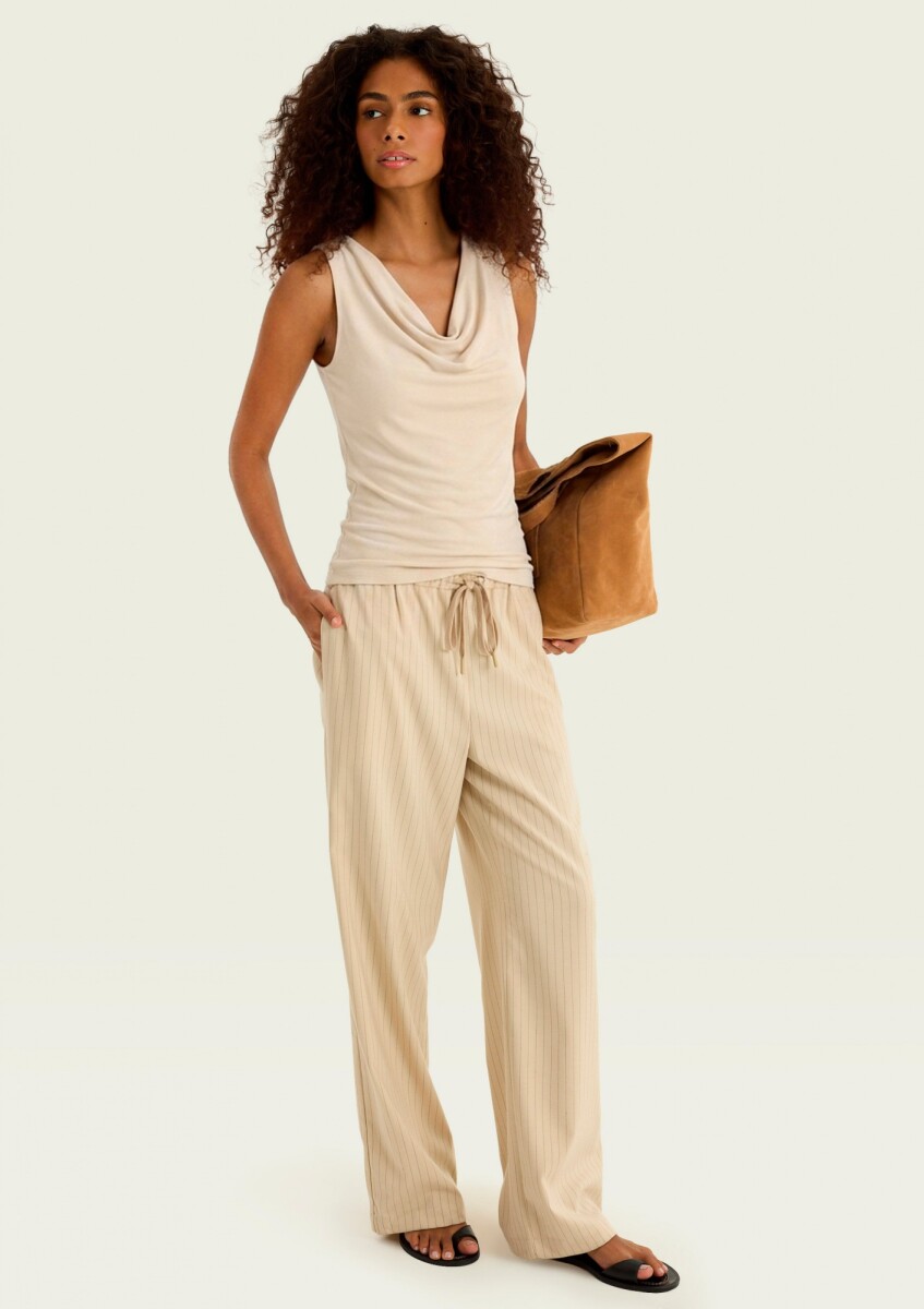 MUSCULOSA CON CUELLO DRAPEADO - BEIGE 