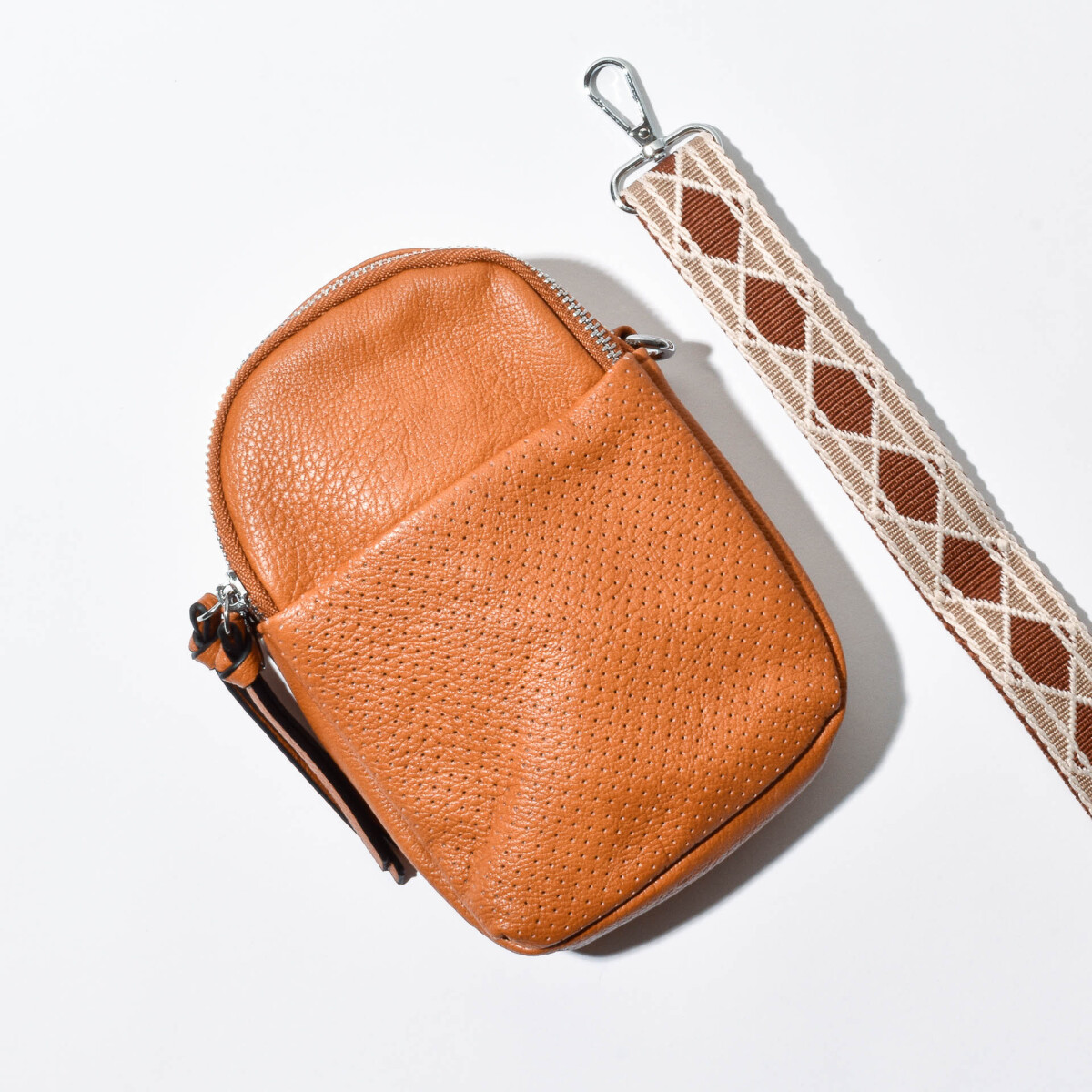 PORTA CELULAR HELLEN MARRON 